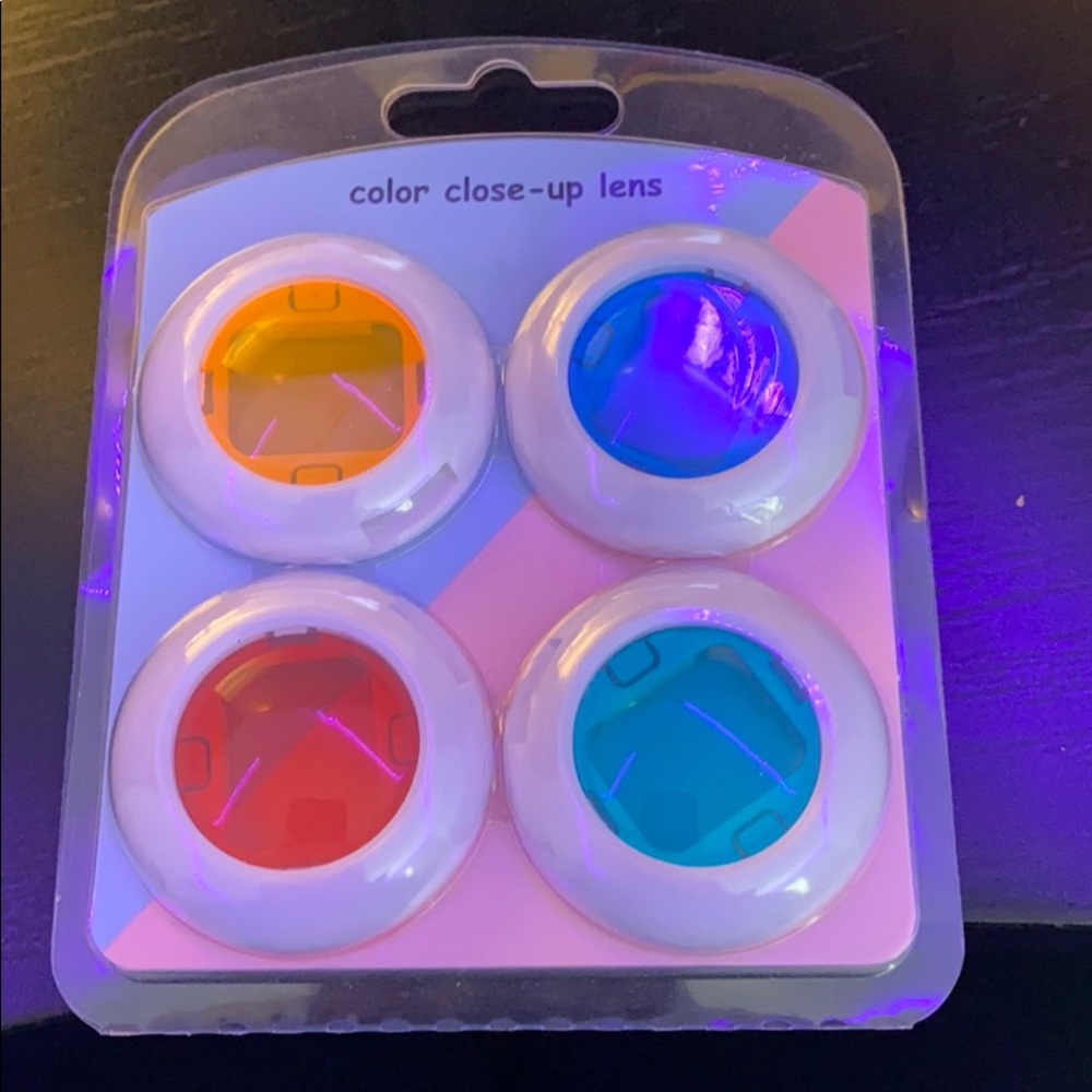 Color close up lens for Polaroid